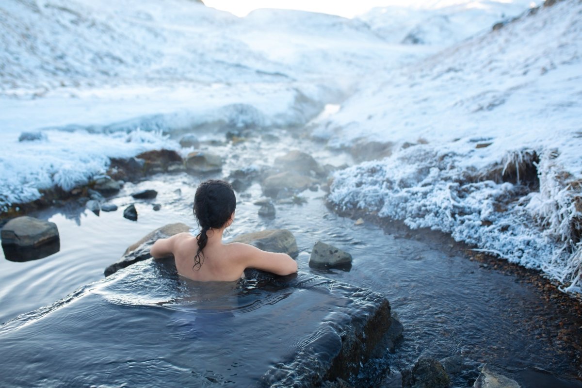 Ice baths : Will cold water immersion improve my sleep? - anatomē