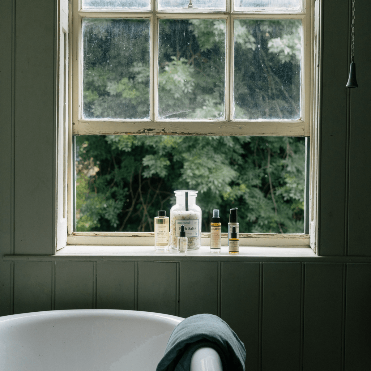 Calming Bath & Shower Oil with Roman Chamomile – Sleep & Stress Relief - anatomē