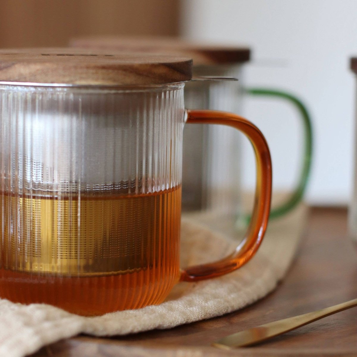Borosilicate glass tea infuser with amber handle 300ml - anatomē